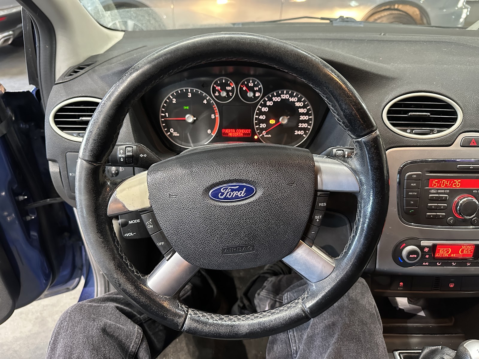 Foto 12 de FORD FOCUS 2007 en venta en CSV Motor VALDEFUENTES