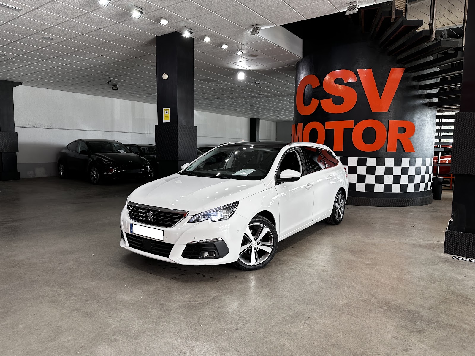 Foto 2 de PEUGEOT NUEVO 308 SW ALLURE 1 2017 en venta en CSV Motor VALDEFUENTES