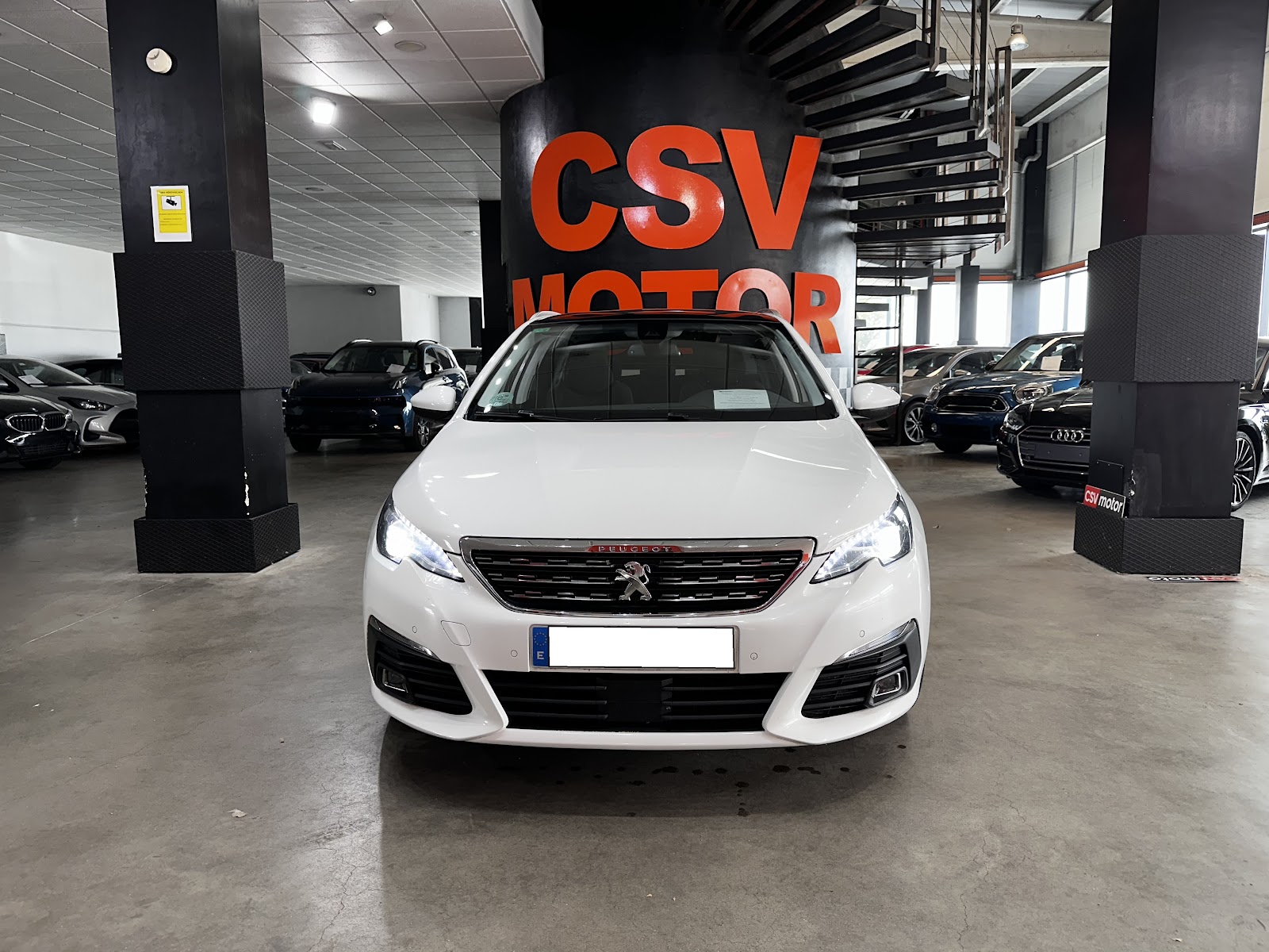 Foto 3 de PEUGEOT NUEVO 308 SW ALLURE 1 2017 en venta en CSV Motor VALDEFUENTES