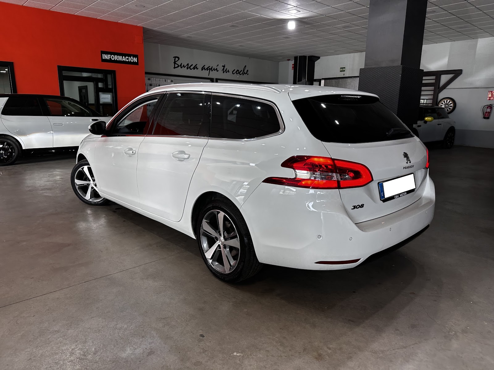 Foto 5 de PEUGEOT NUEVO 308 SW ALLURE 1 2017 en venta en CSV Motor VALDEFUENTES