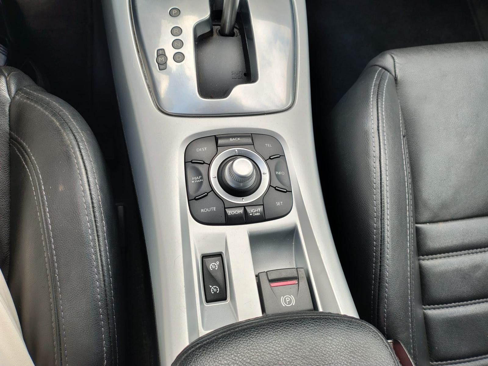 Foto 8 de RENAULT LAGUNA 2010 en venta en CSV Motor BILBAO