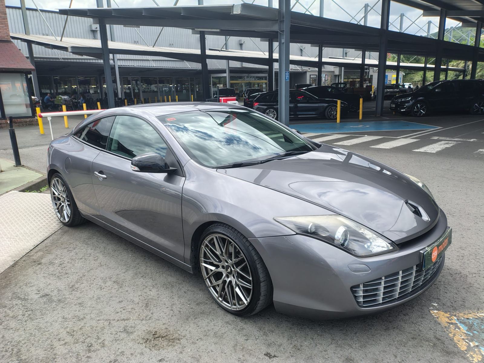 Foto 2 de RENAULT LAGUNA 2010 en venta en CSV Motor BILBAO