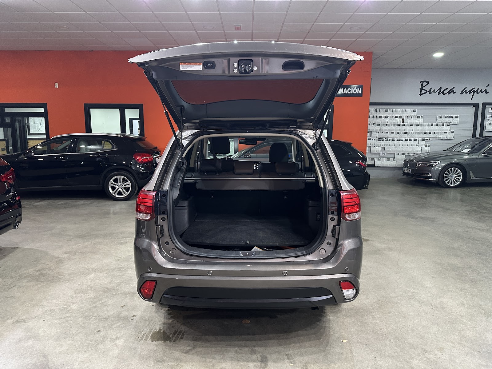 Foto 8 de MITSUBISHI OUTLANDER 2018 en venta en CSV Motor VALDEFUENTES