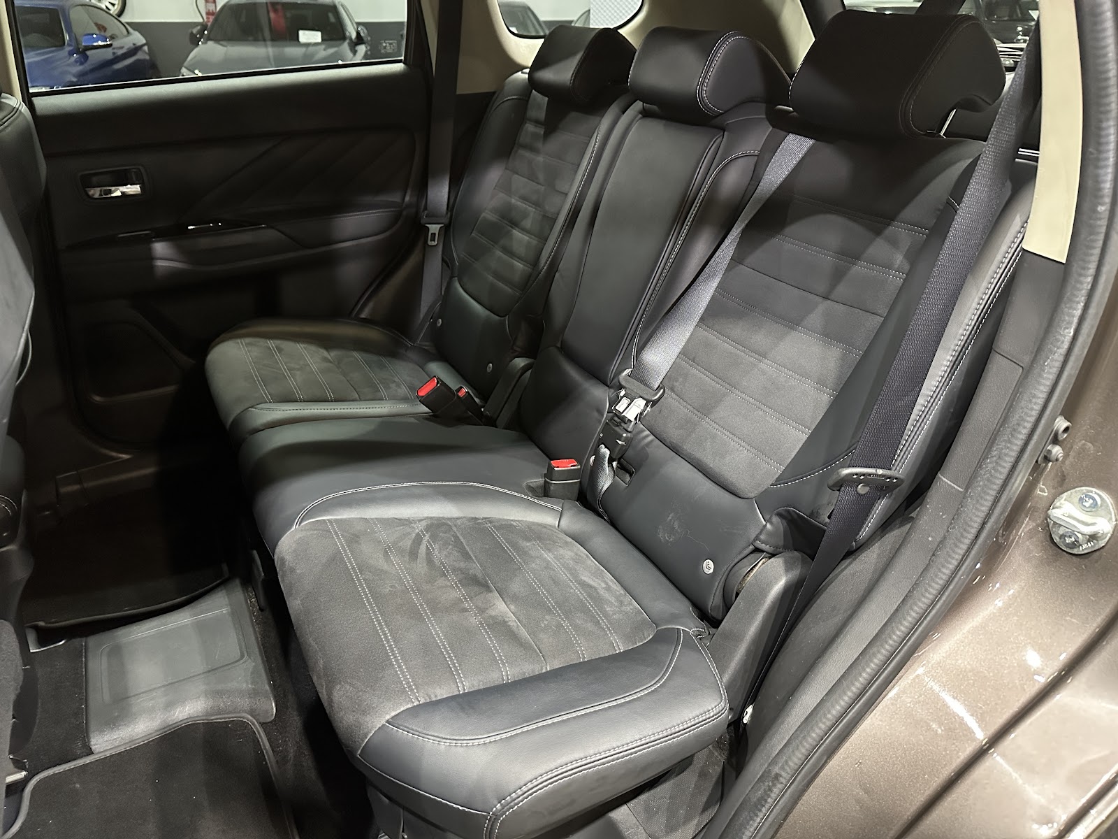 Foto 10 de MITSUBISHI OUTLANDER 2018 en venta en CSV Motor VALDEFUENTES