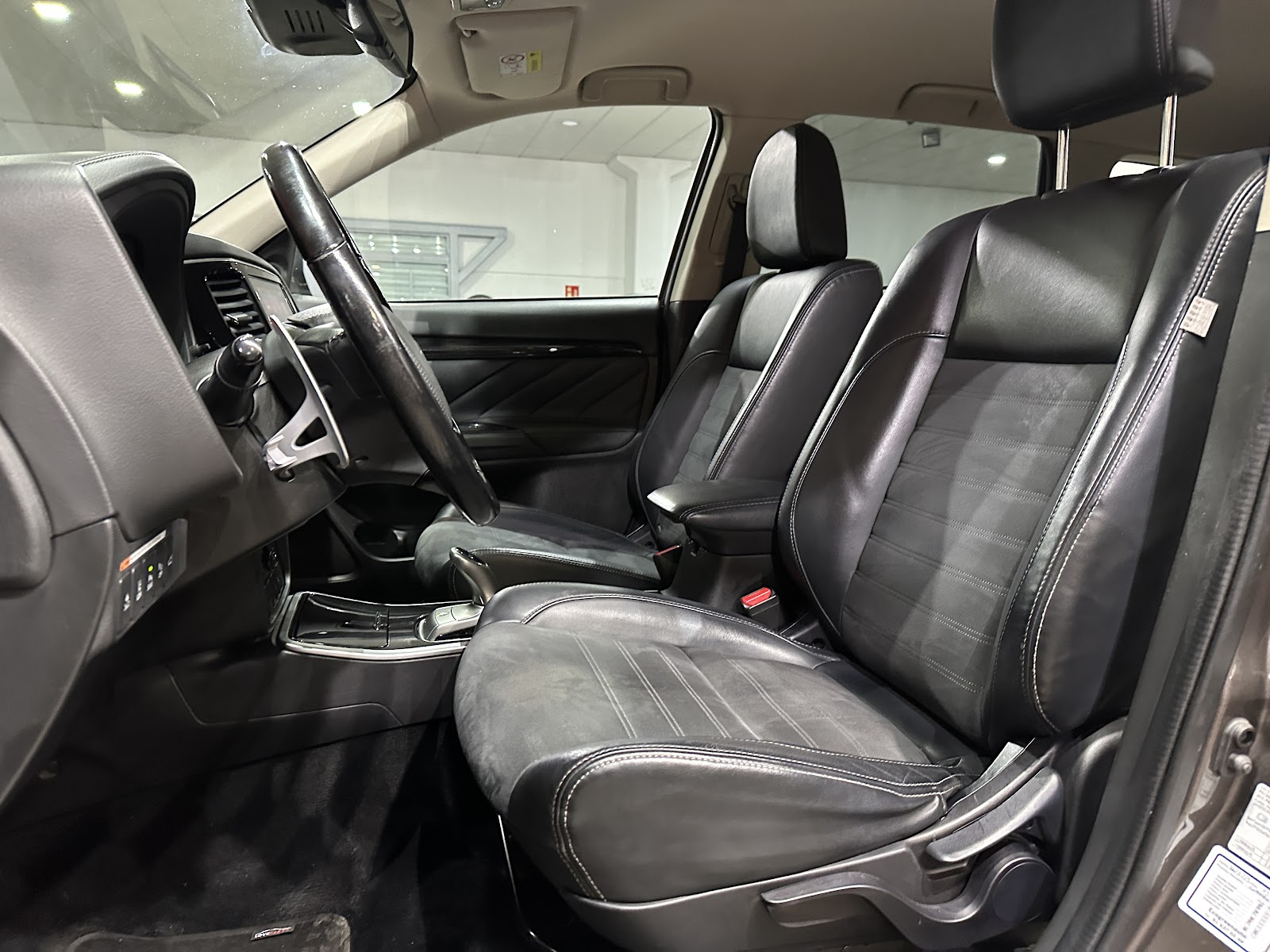 Foto 11 de MITSUBISHI OUTLANDER 2018 en venta en CSV Motor VALDEFUENTES