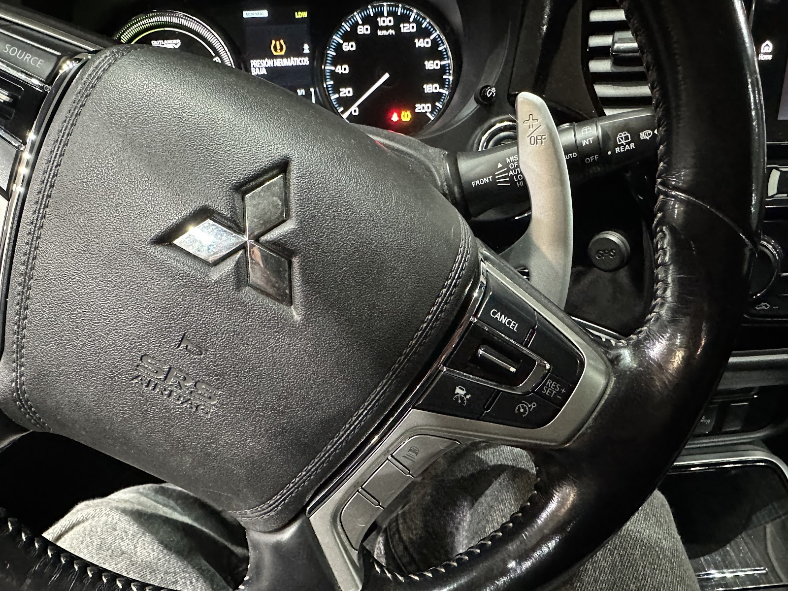 Foto 18 de MITSUBISHI OUTLANDER 2018 en venta en CSV Motor VALDEFUENTES