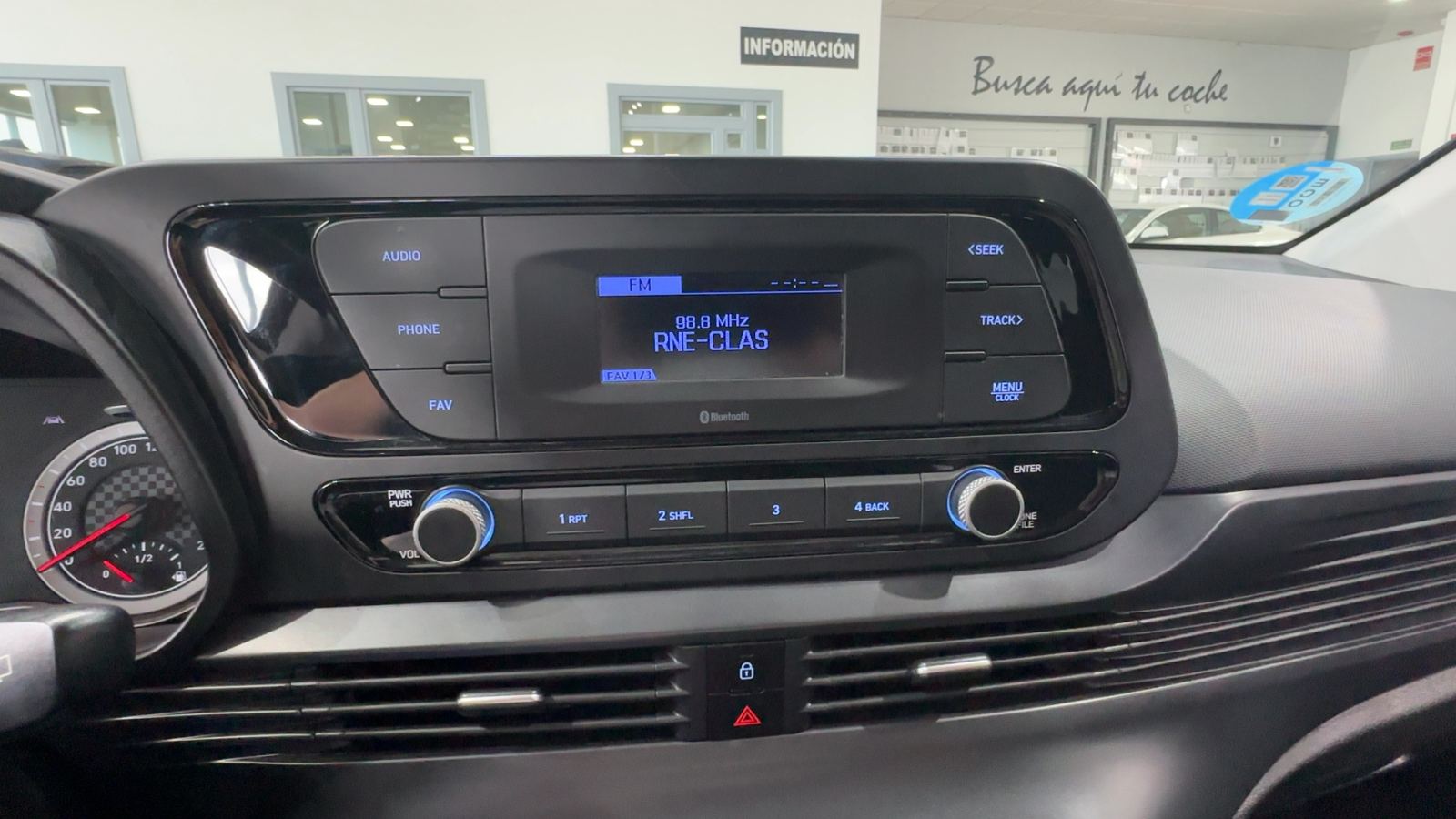 HYUNDAI I20 — pantalla multimedia | CSV Motor VALDEFUENTES