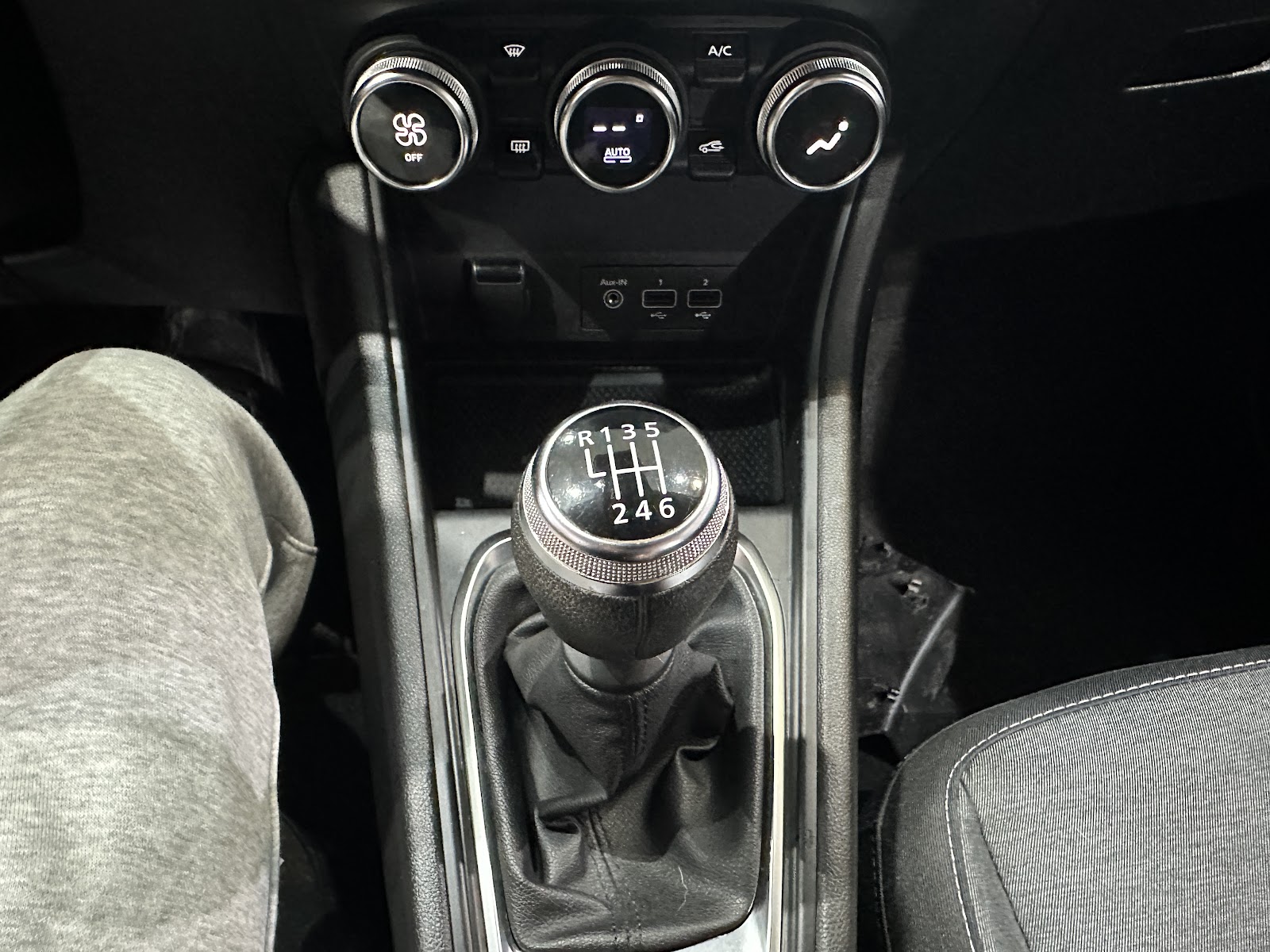 Foto 18 de RENAULT CAPTUR 2022 en venta en CSV Motor VALDEFUENTES