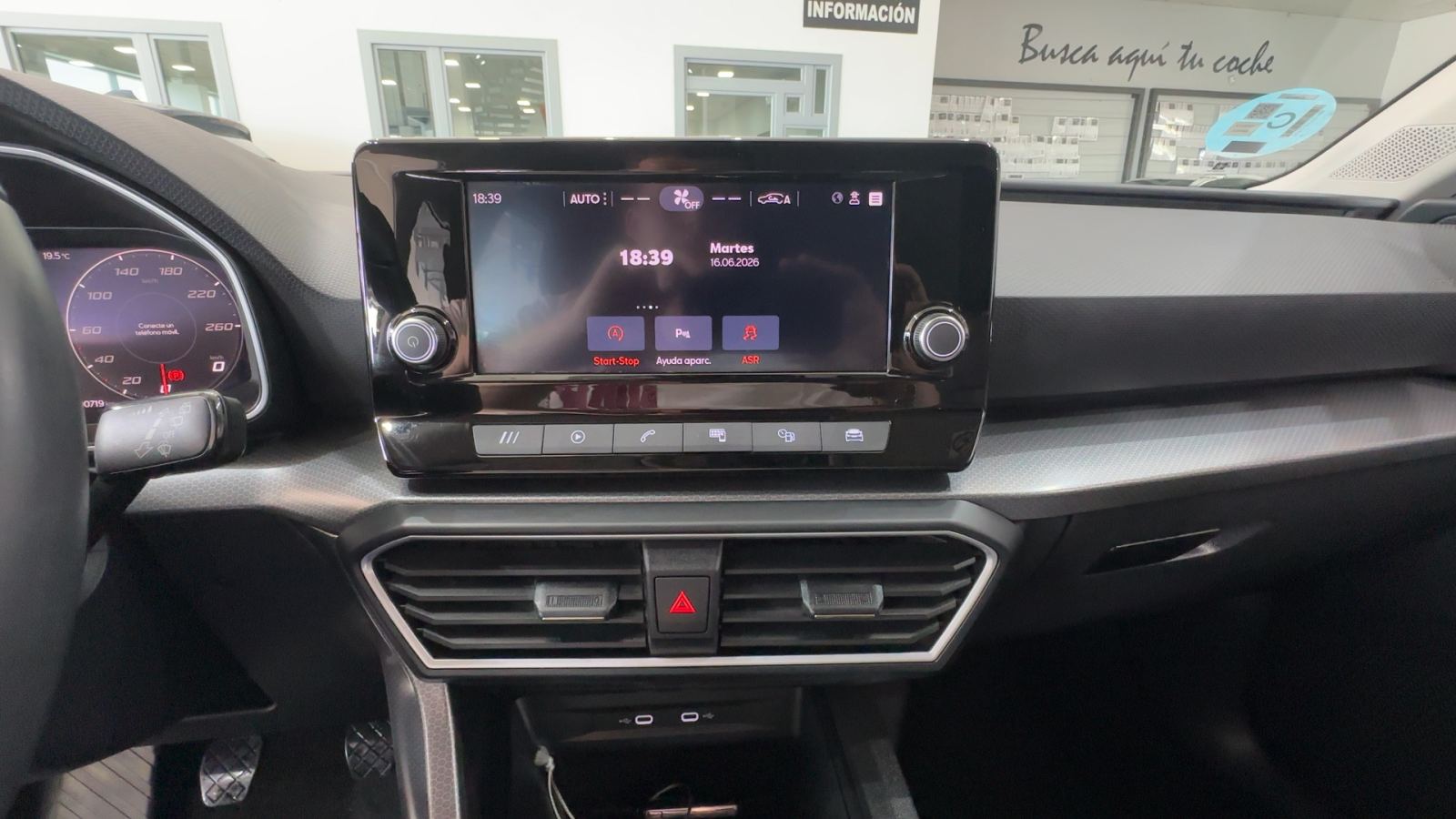 SEAT LEON — pantalla multimedia | CSV Motor VALDEFUENTES