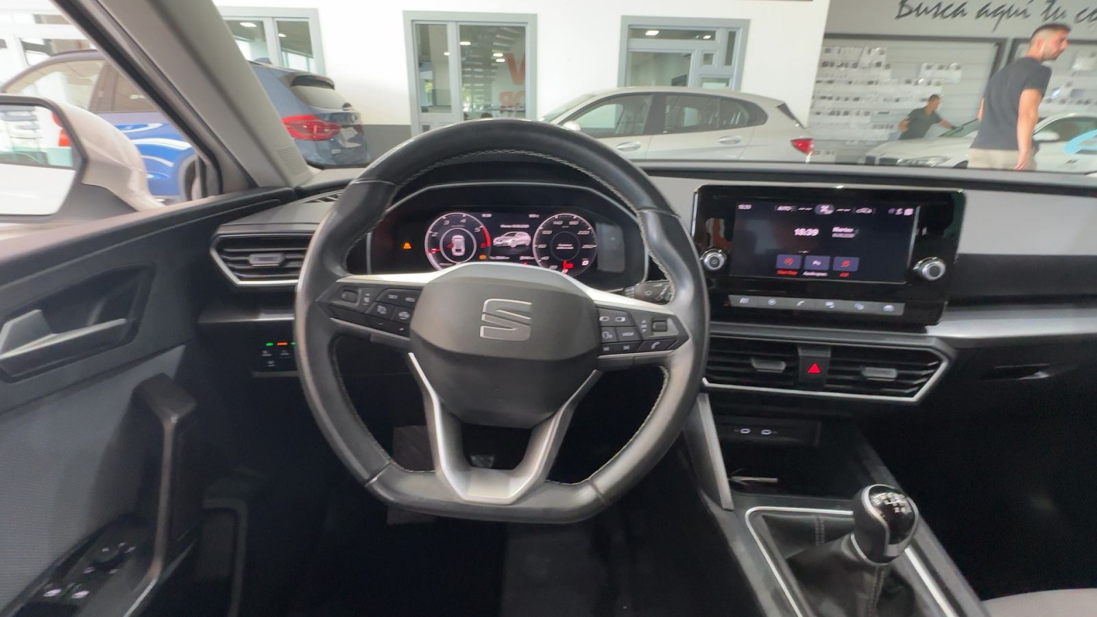 SEAT LEON — detalle del volante | CSV Motor VALDEFUENTES