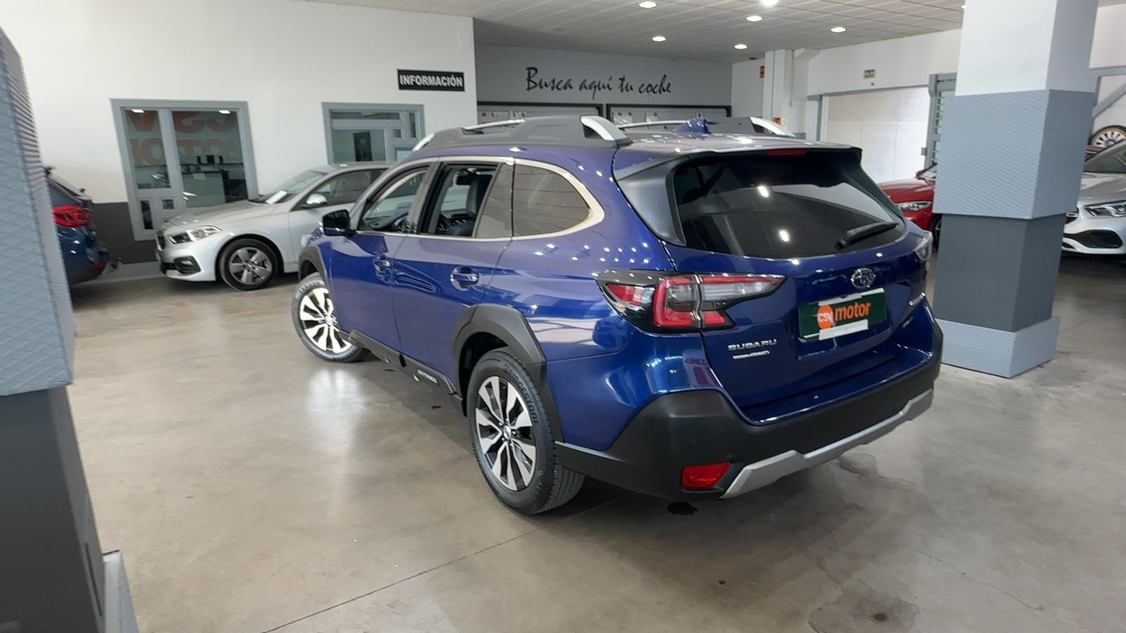 SUBARU OUTBACK — vista 3/4 trasera izquierda | CSV Motor VALDEFUENTES