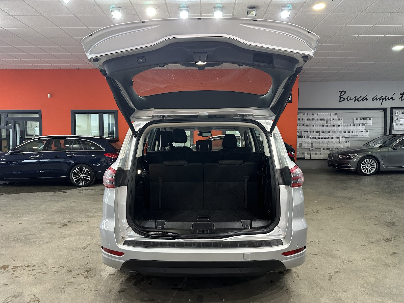 Foto 8 de FORD S-MAX 2023 en venta en CSV Motor VALDEFUENTES