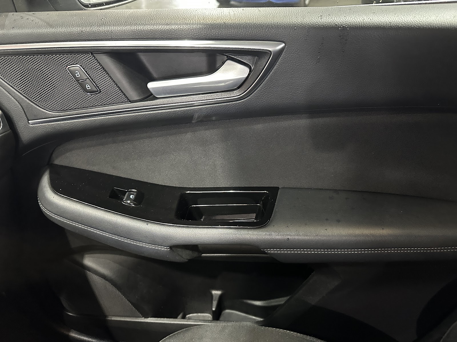 Foto 15 de FORD S-MAX 2023 en venta en CSV Motor VALDEFUENTES
