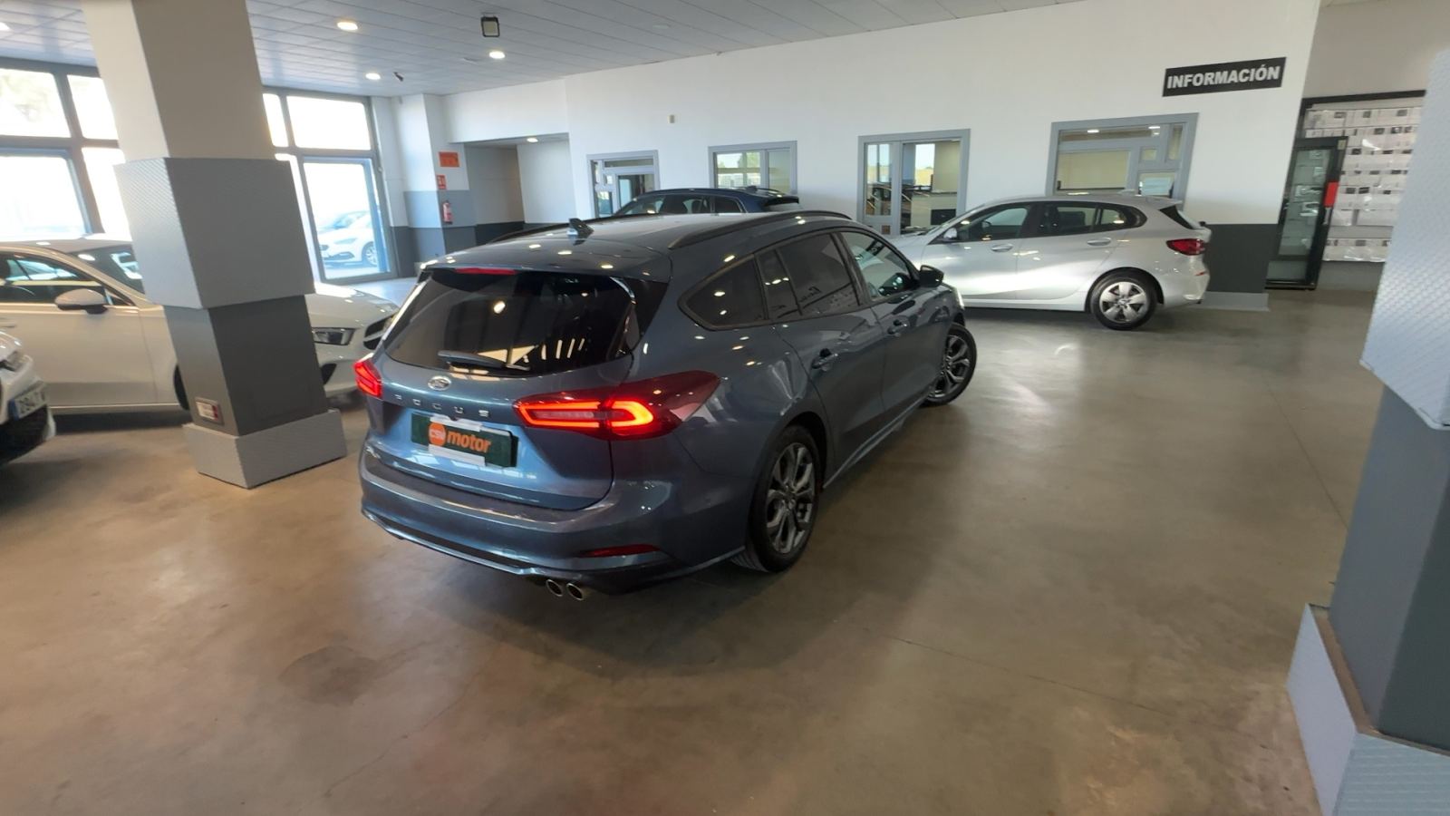 FORD FOCUS — vista 3/4 trasera derecha | CSV Motor VALDEFUENTES