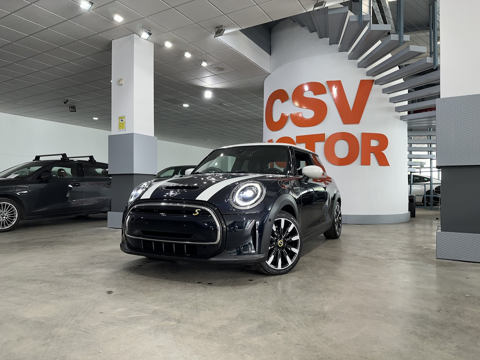 Foto 2 de MINI MINI 2023 en venta en CSV Motor BILBAO