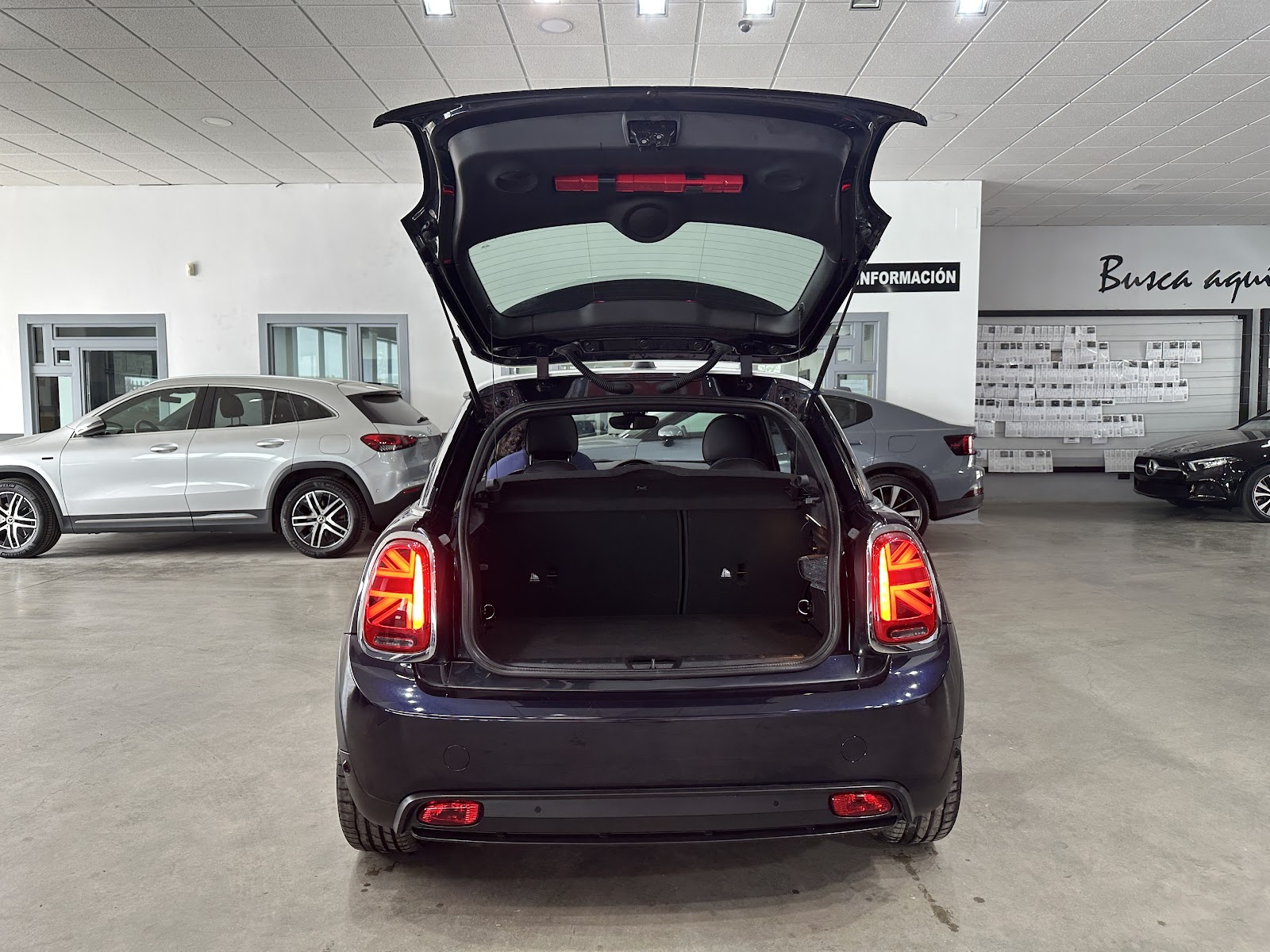 Foto 8 de MINI MINI 2023 en venta en CSV Motor BILBAO