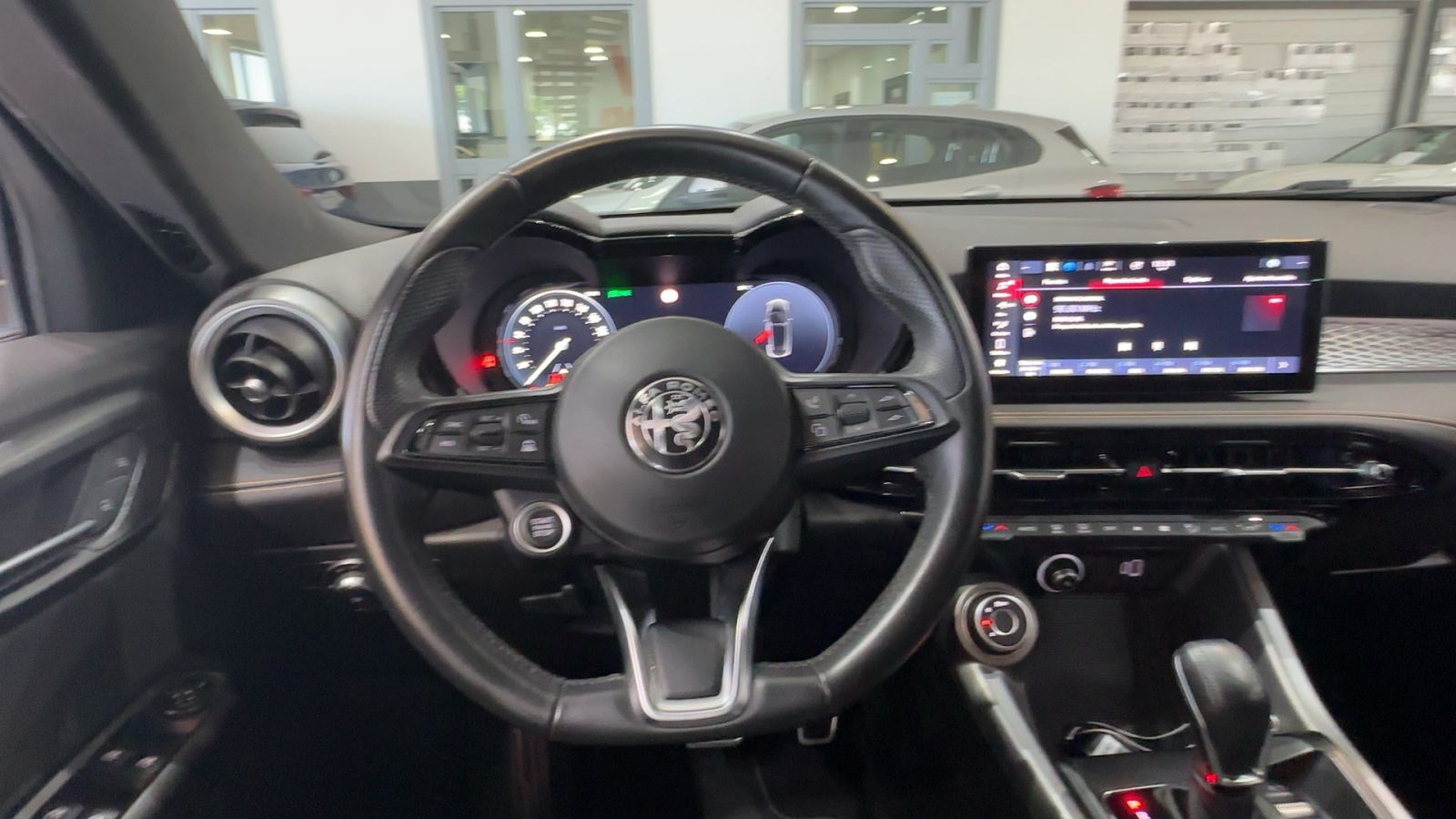 ALFA ROMEO TONALE — detalle del volante | CSV Motor VALDEFUENTES