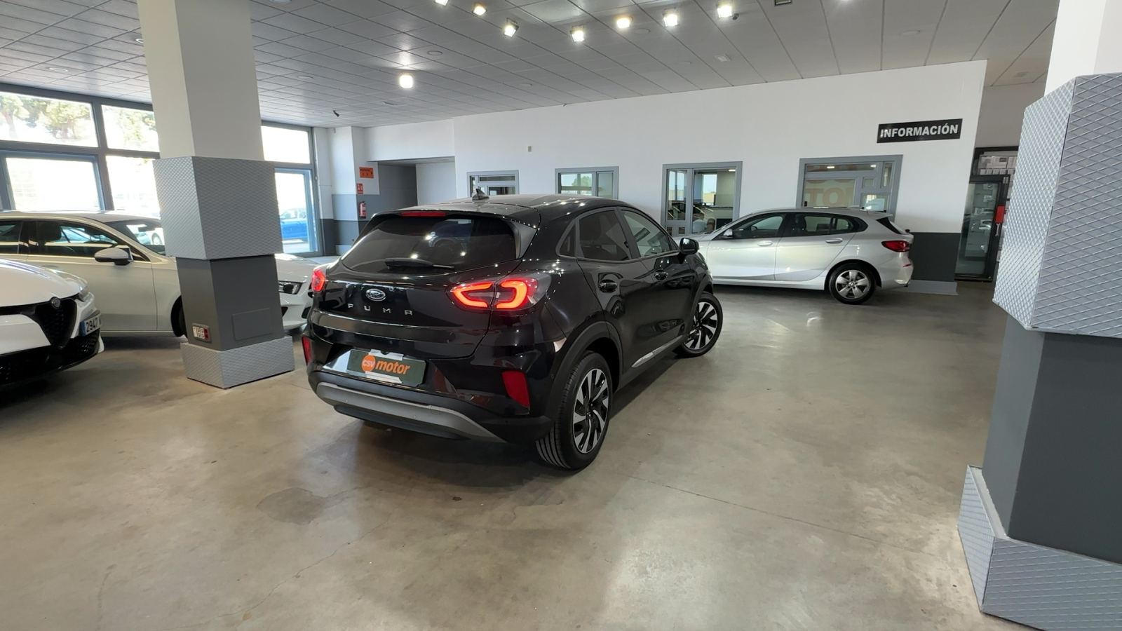 FORD PUMA — vista 3/4 trasera derecha | CSV Motor VALENCIA