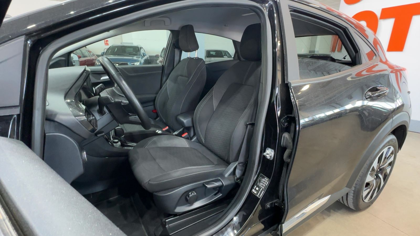 FORD PUMA — interior asientos delanteros | CSV Motor VALENCIA