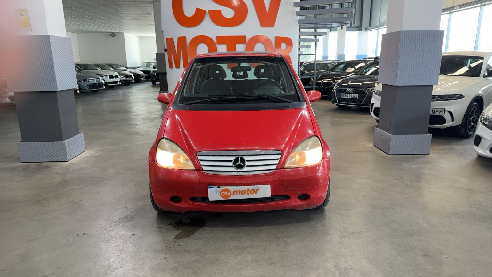 MERCEDES-BENZ — detalle frontal | CSV Motor VALDEFUENTES