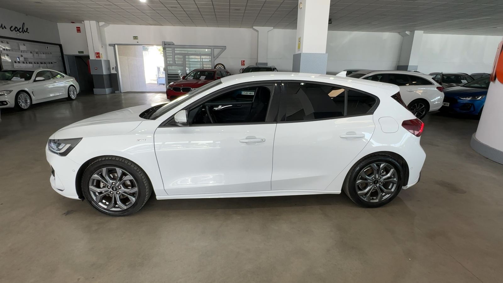 FORD FOCUS — perfil lateral izquierdo | CSV Motor BILBAO
