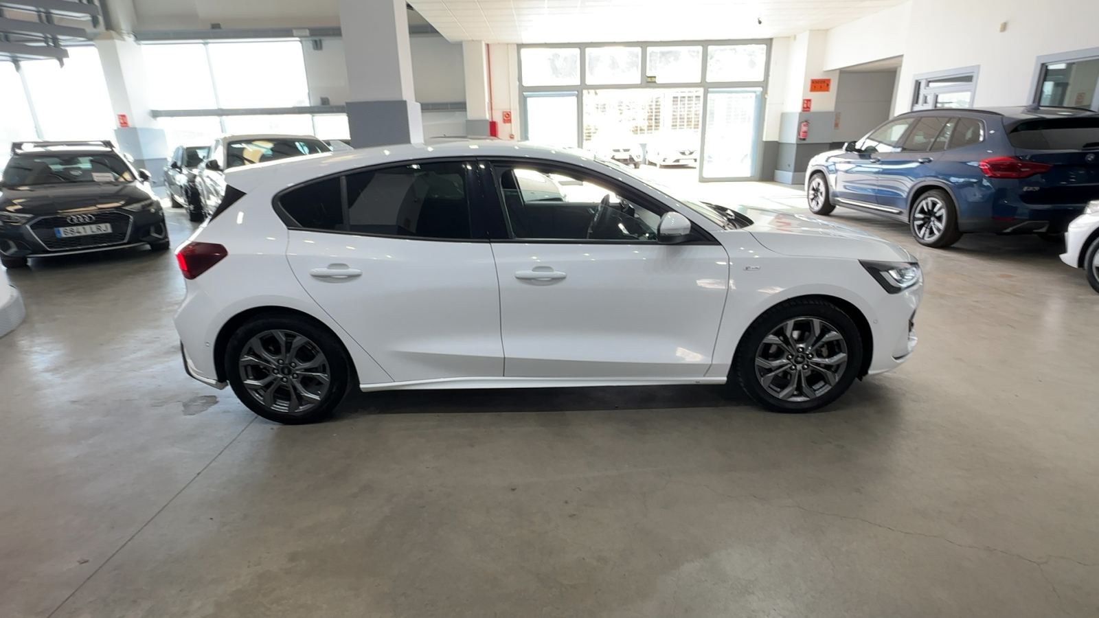 FORD FOCUS — perfil lateral derecho | CSV Motor BILBAO