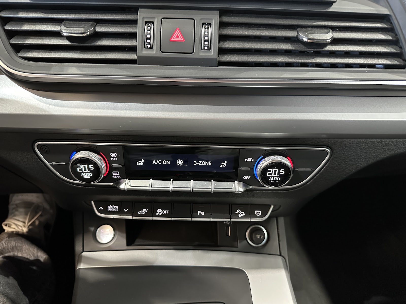 Foto 20 de AUDI Q5 2021 en venta en CSV Motor VALDEFUENTES