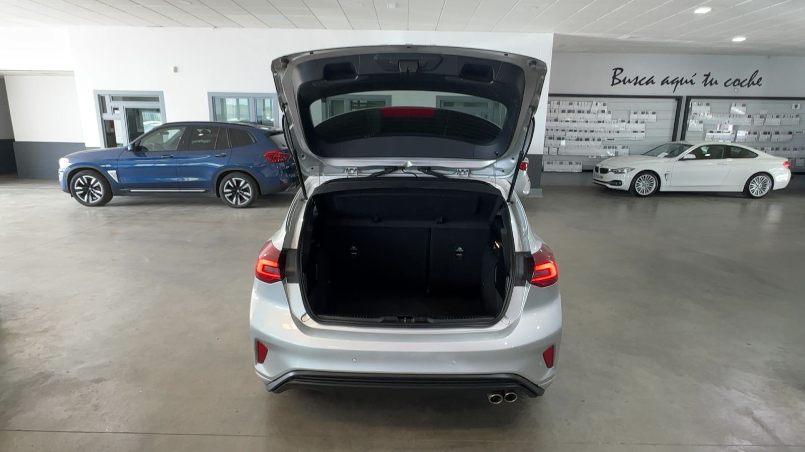 FORD FOCUS — maletero abierto | CSV Motor SEVILLA