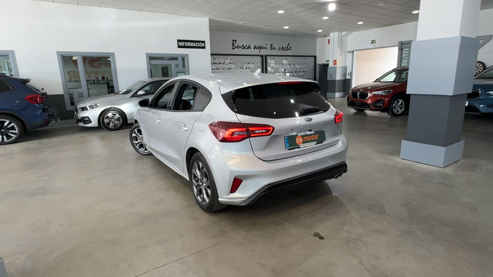 FORD FOCUS — vista 3/4 trasera izquierda | CSV Motor SEVILLA