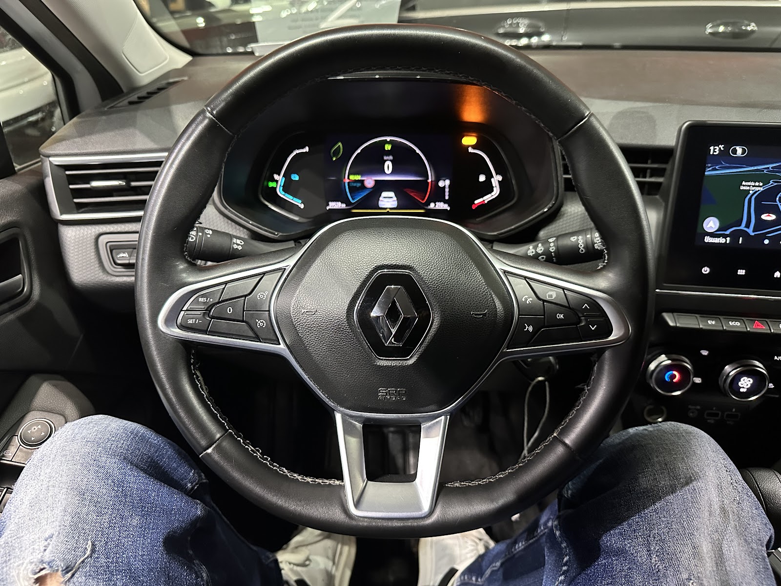 Foto 14 de RENAULT CLIO 2022 en venta en CSV Motor SEVILLA