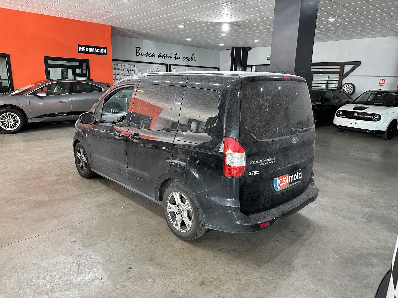 Foto 5 de FORD TOURNEO 2018 en venta en CSV Motor VALDEFUENTES