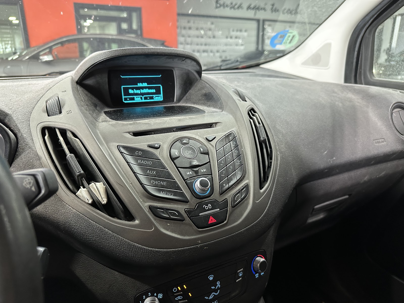 Foto 15 de FORD TOURNEO 2018 en venta en CSV Motor VALDEFUENTES