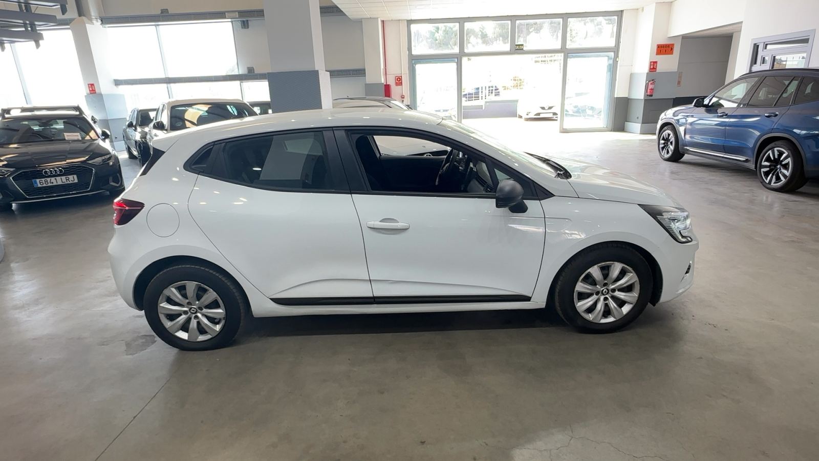 RENAULT CLIO — perfil lateral derecho | CSV Motor BARCELONA