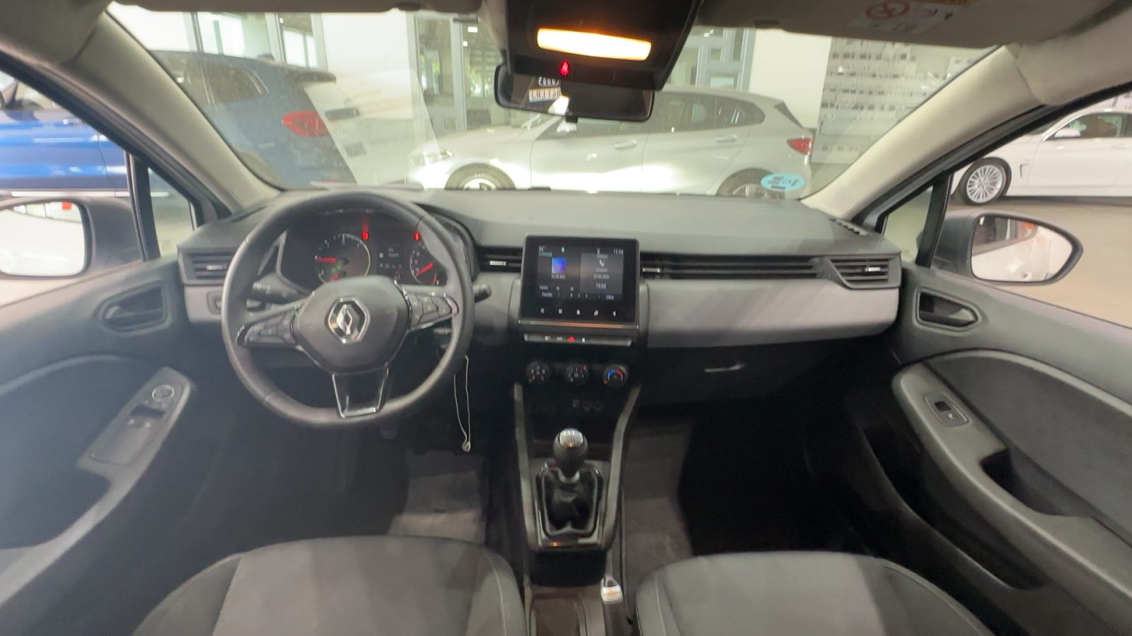 RENAULT CLIO — salpicadero y consola central | CSV Motor BARCELONA