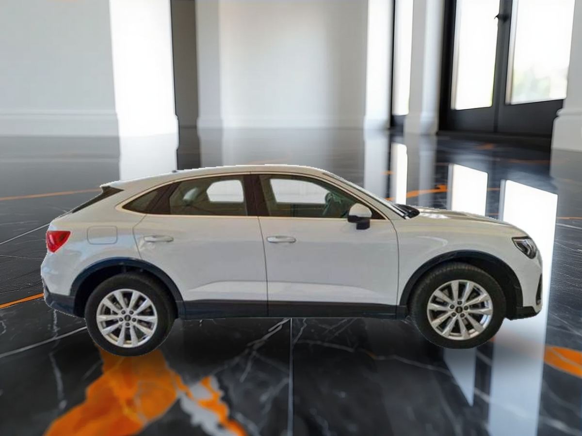 Foto 17 de AUDI Q3 2023 en venta en CSV Motor VALDEFUENTES