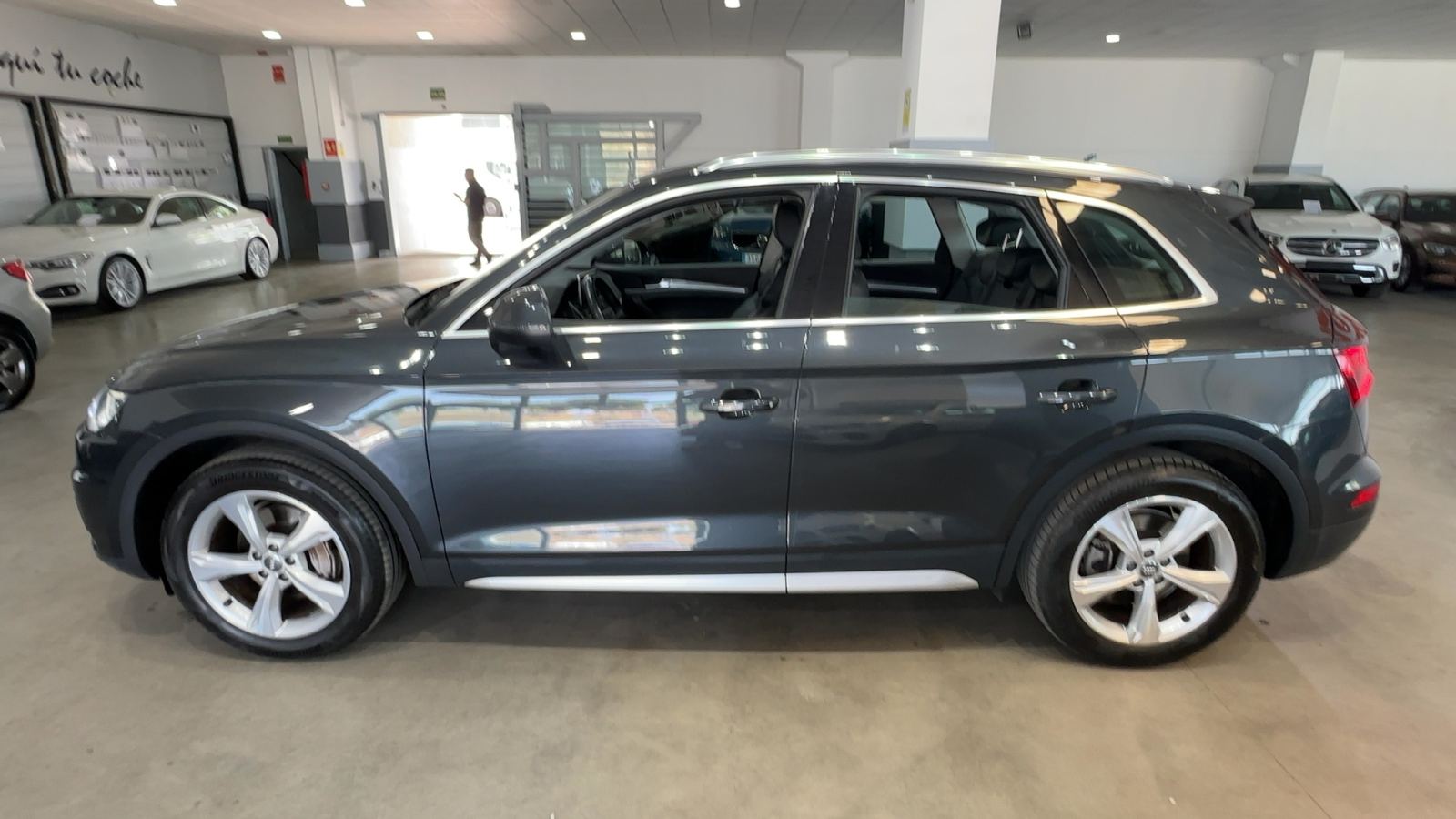 AUDI Q5 — perfil lateral izquierdo | CSV Motor VALDEFUENTES