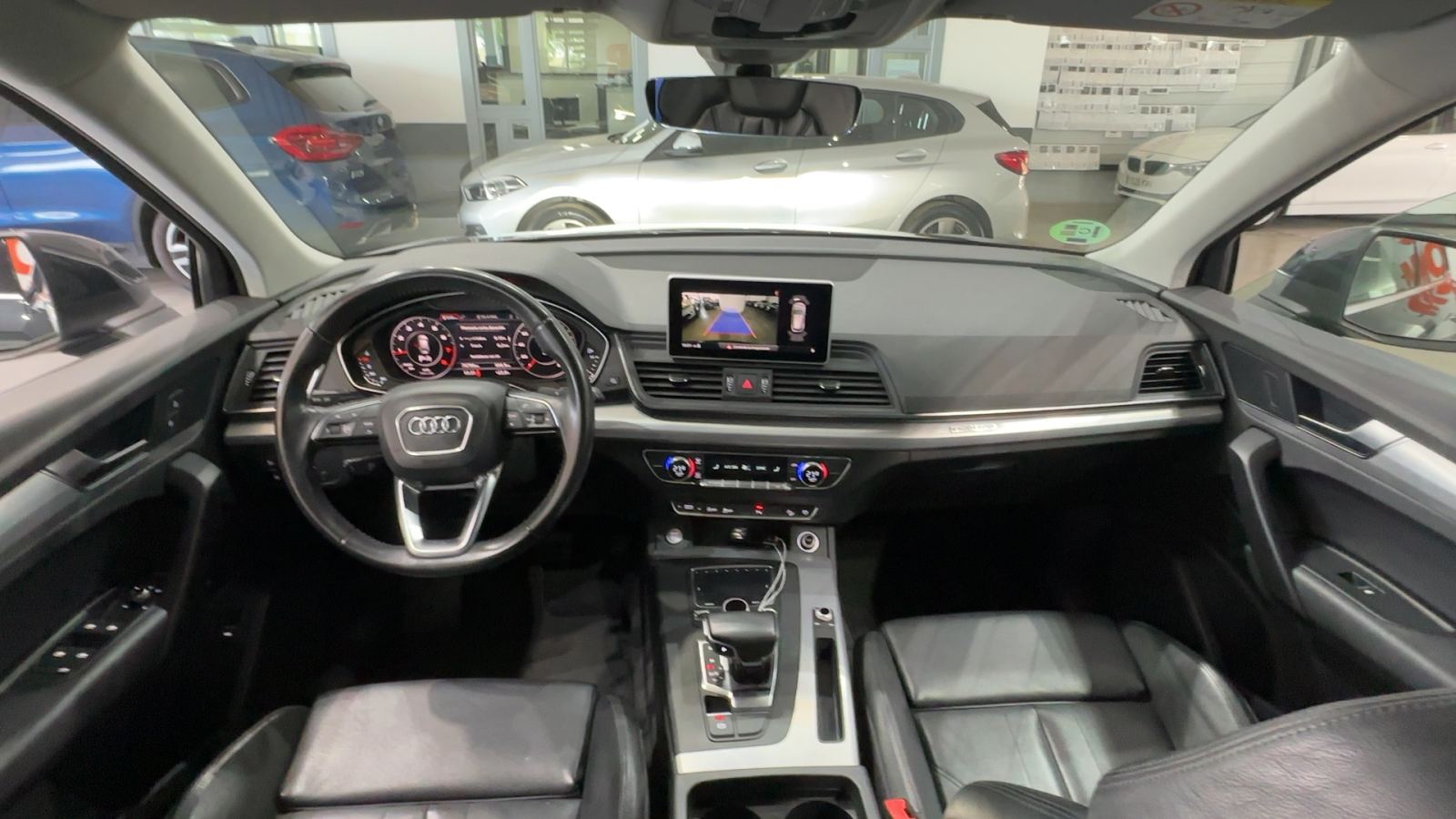 AUDI Q5 — salpicadero y consola central | CSV Motor VALDEFUENTES