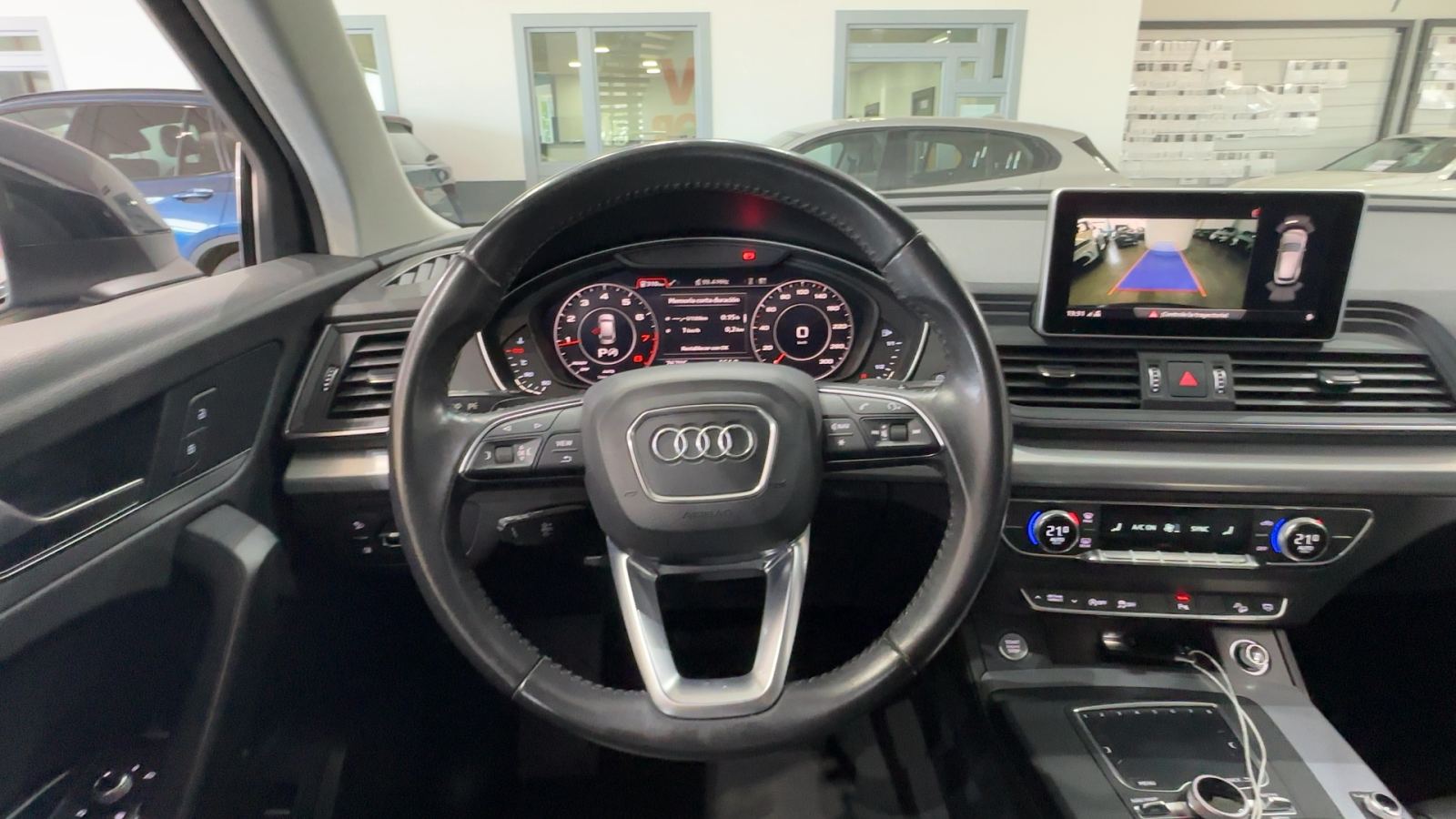 AUDI Q5 — detalle del volante | CSV Motor VALDEFUENTES