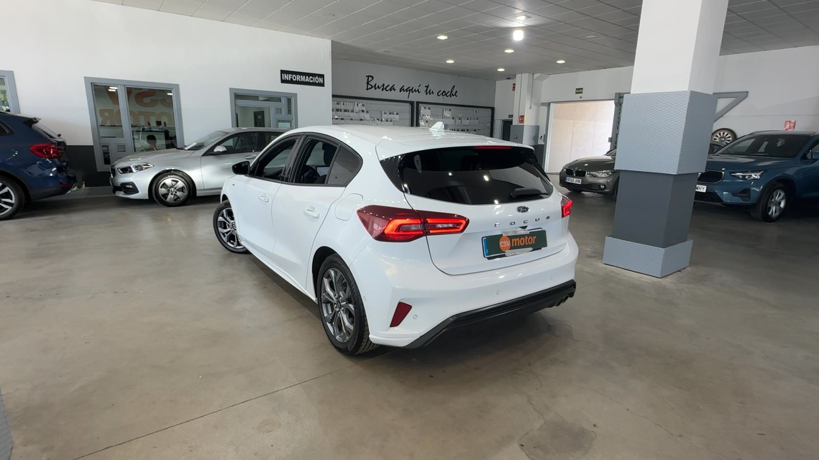 FORD FOCUS — vista 3/4 trasera izquierda | CSV Motor VALDEFUENTES