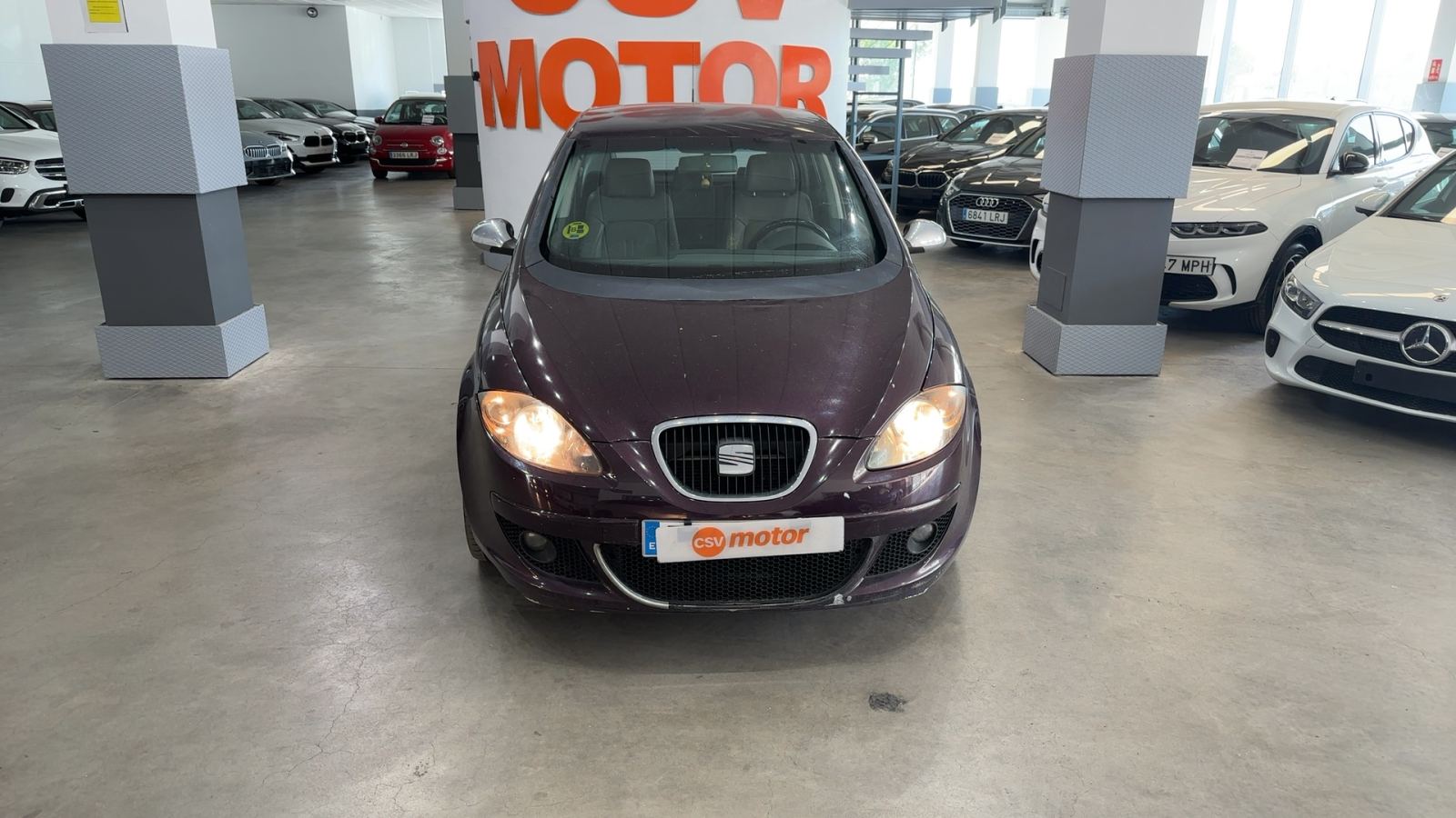 SEAT — detalle frontal | CSV Motor VALDEFUENTES