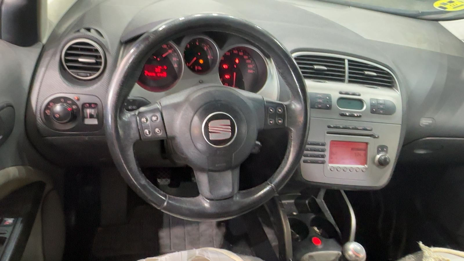 SEAT — detalle del volante | CSV Motor VALDEFUENTES