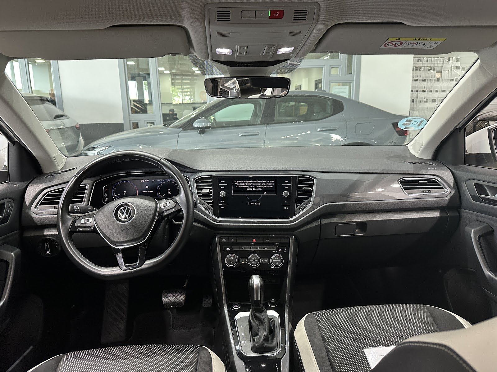 Foto 12 de VOLKSWAGEN T-ROC 2021 en venta en CSV Motor VALDEFUENTES