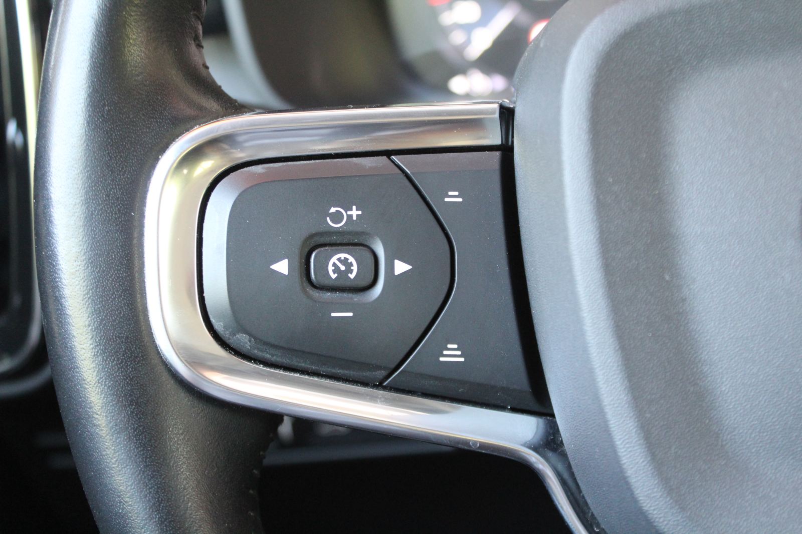 VOLVO XC40 — manual | CSV Motor MURCIA