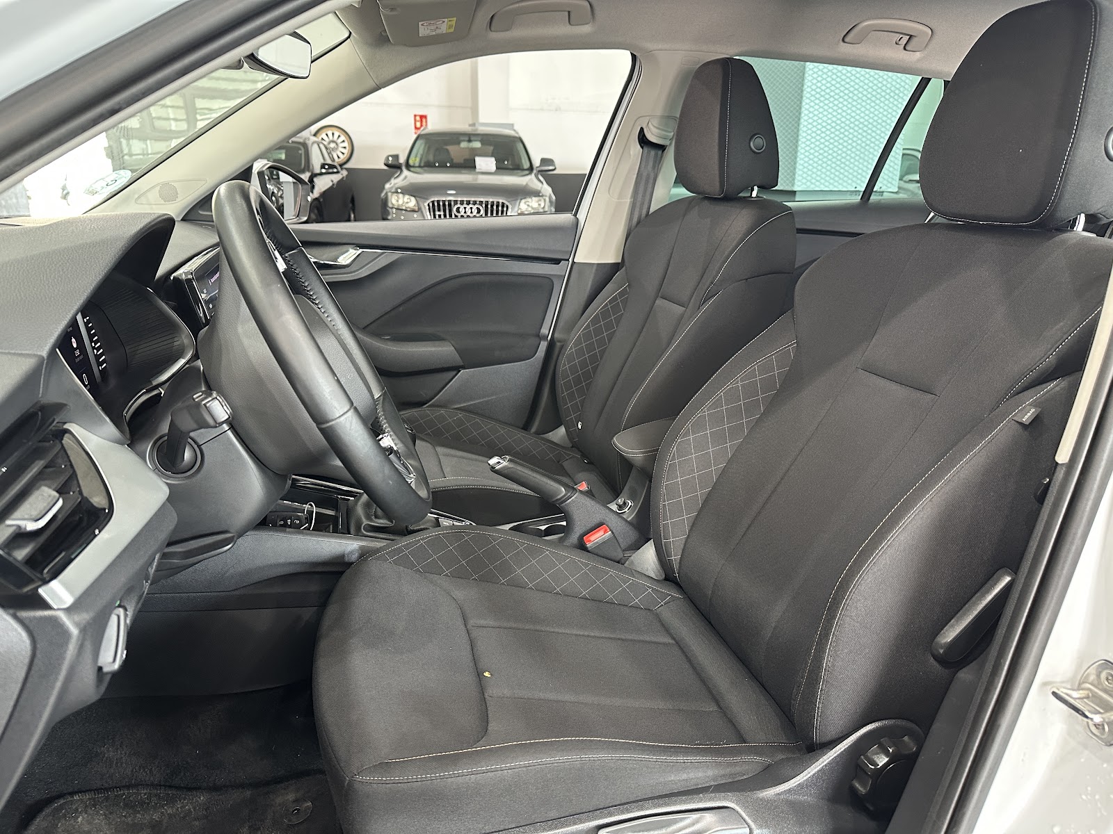 Foto 9 de SKODA KAMIQ 2023 en venta en CSV Motor BARCELONA
