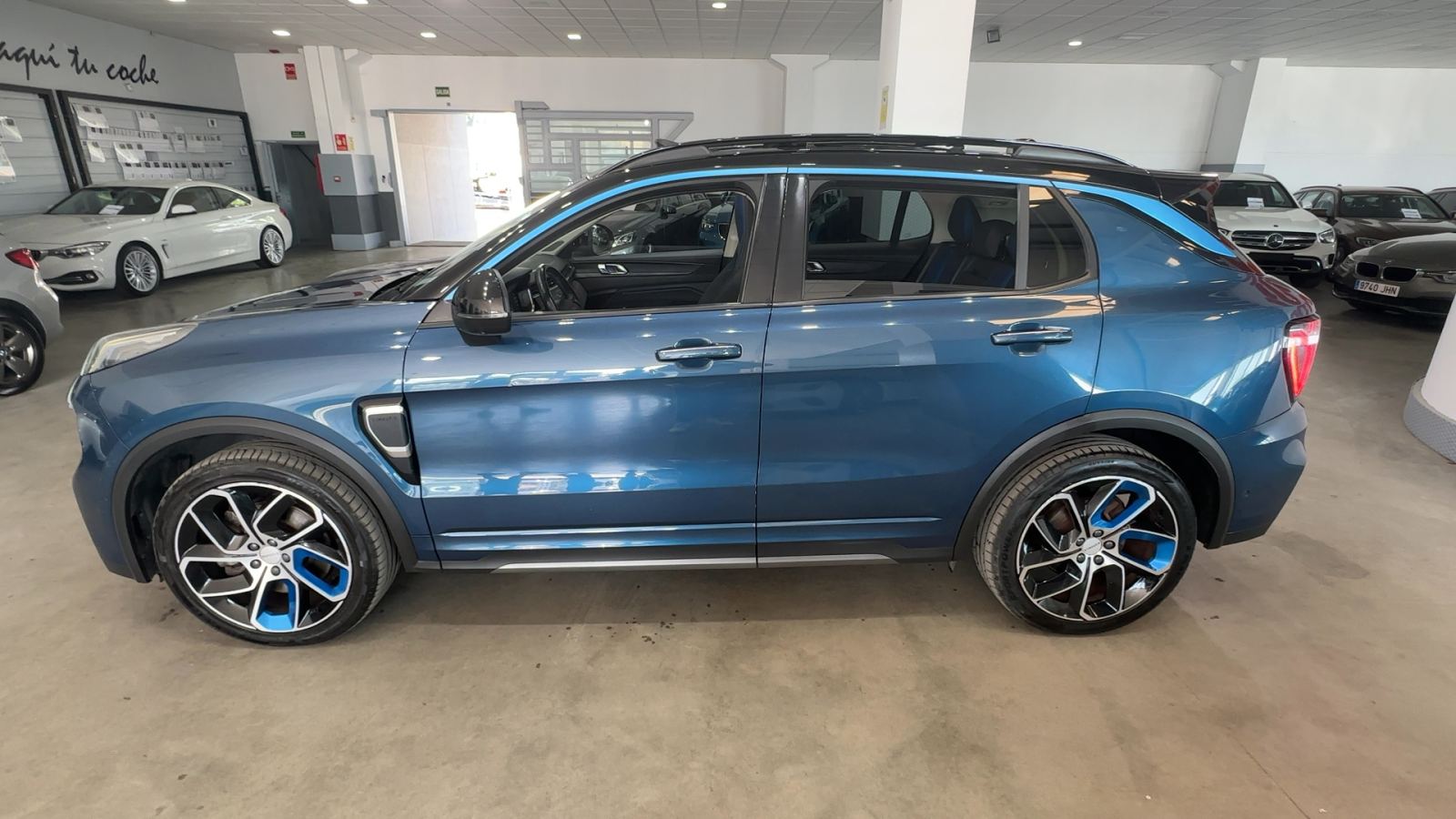 LYNK&CO 01 — perfil lateral izquierdo | CSV Motor VALDEFUENTES