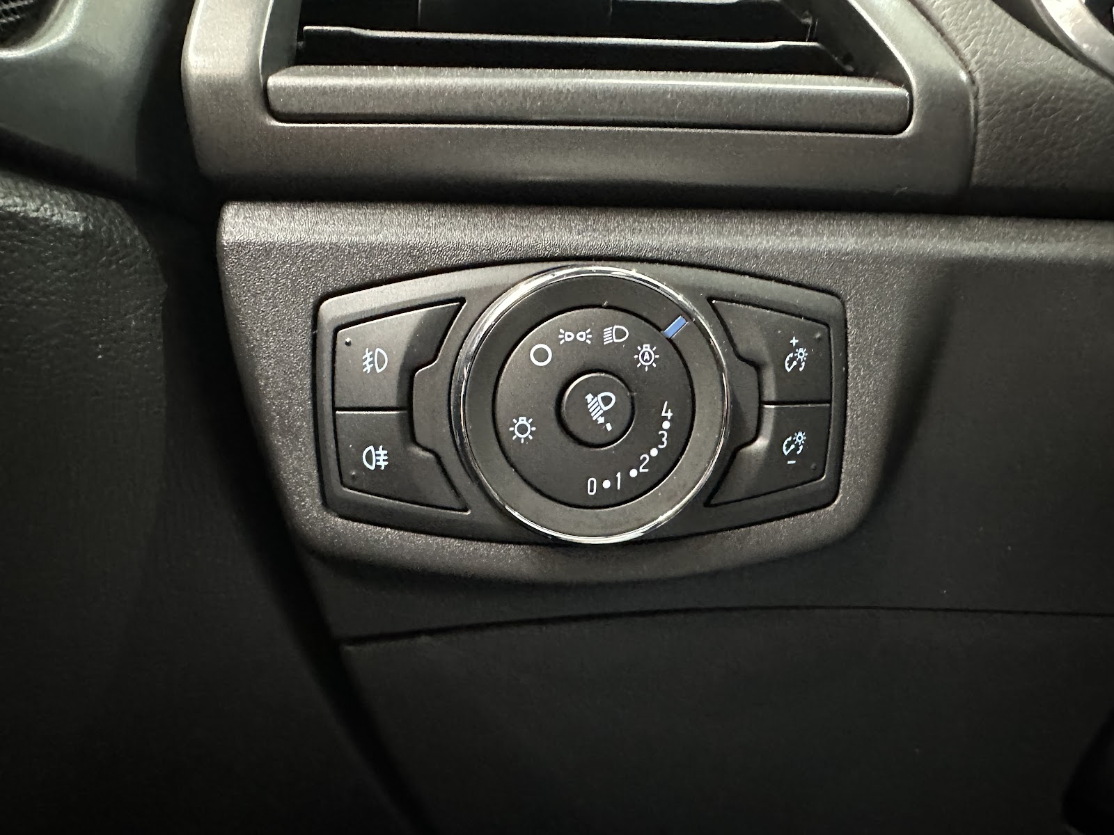 Foto 17 de FORD MONDEO 2015 en venta en CSV Motor VALDEFUENTES