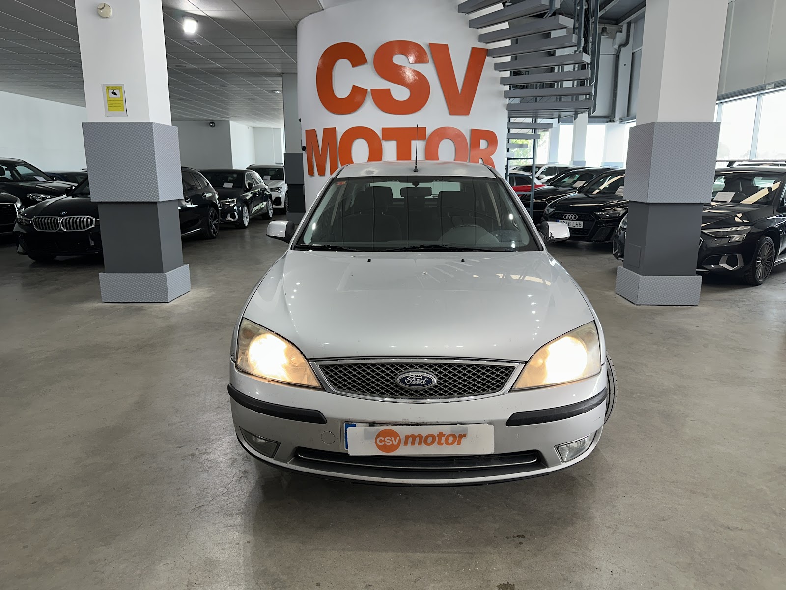 Foto 3 de FORD MONDEO 2004 en venta en CSV Motor VALDEFUENTES