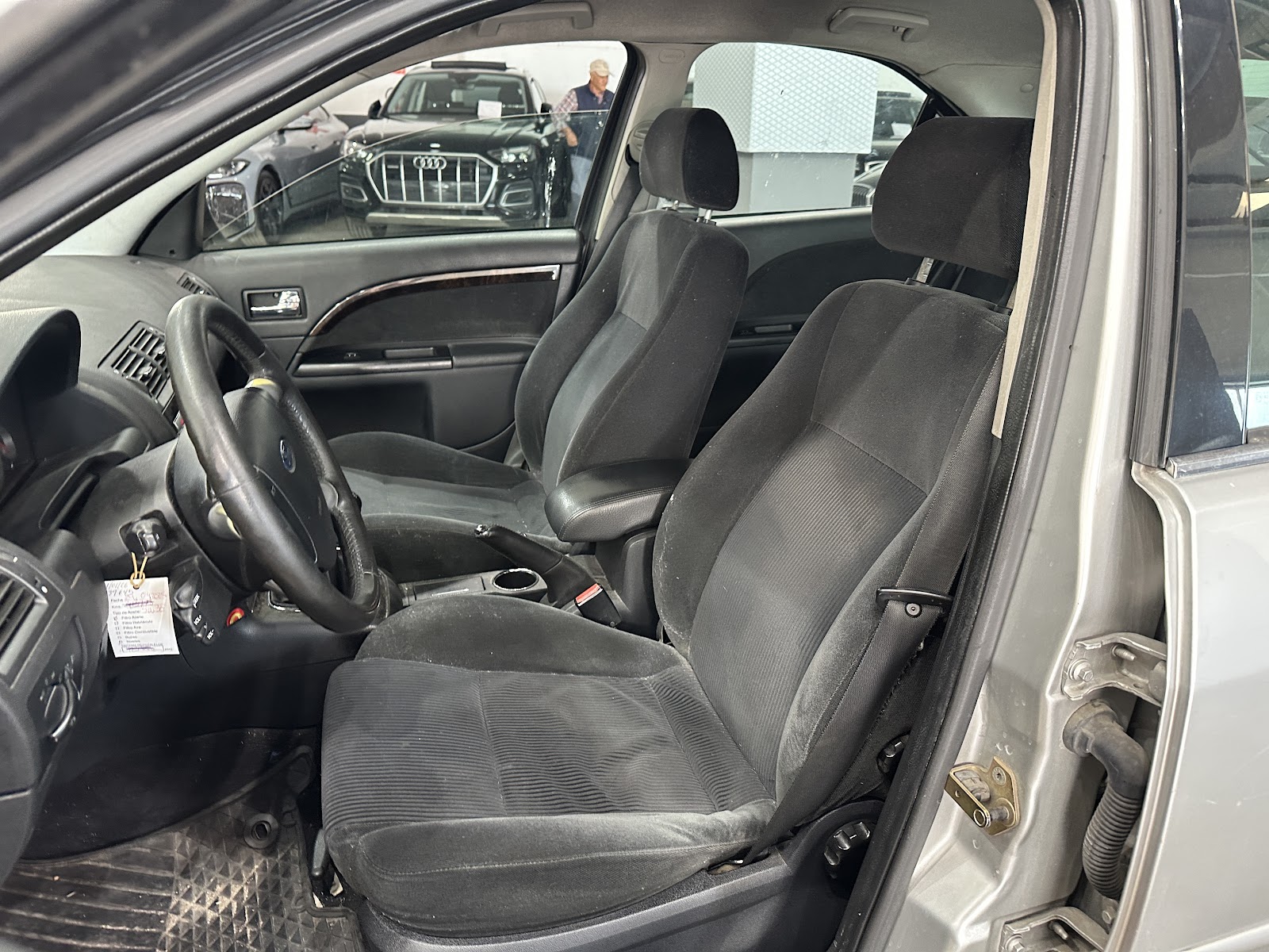 Foto 9 de FORD MONDEO 2004 en venta en CSV Motor VALDEFUENTES