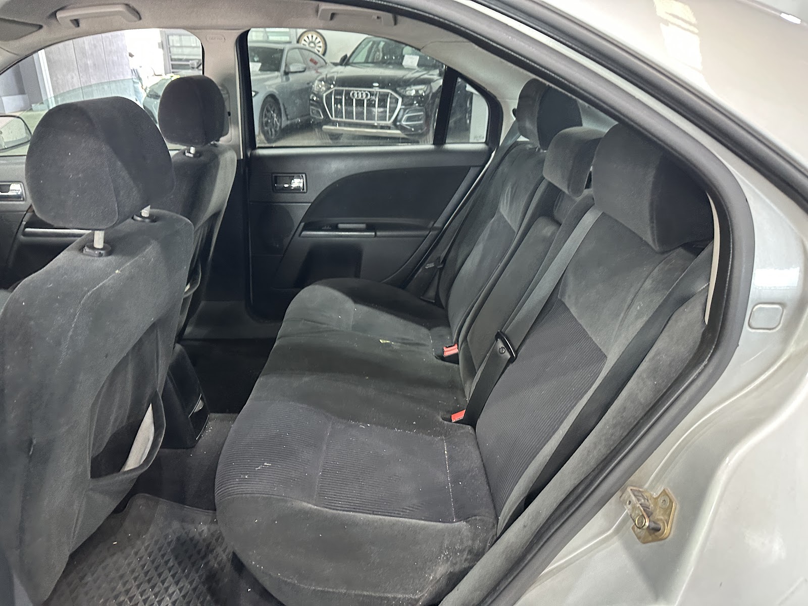 Foto 10 de FORD MONDEO 2004 en venta en CSV Motor VALDEFUENTES
