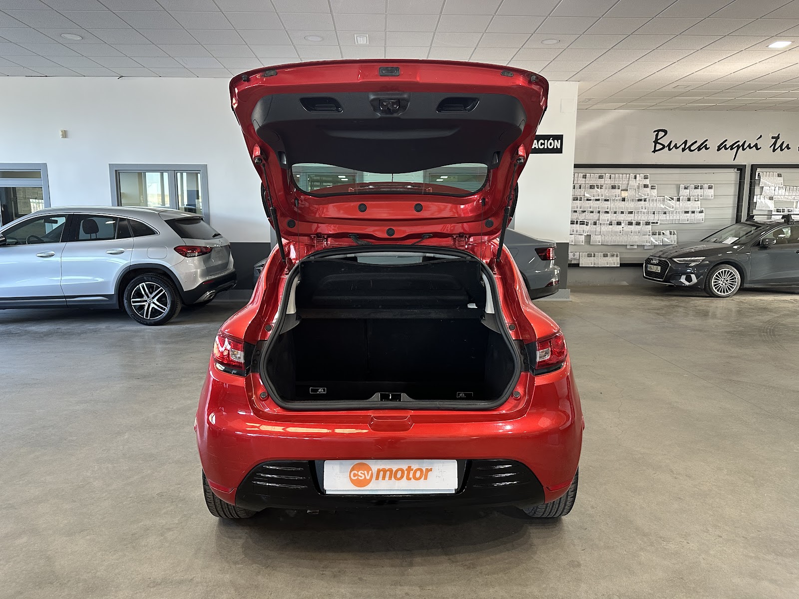Foto 8 de RENAULT CLIO 2019 en venta en CSV Motor BARCELONA
